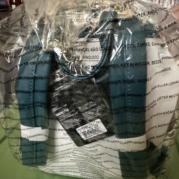 NWT Loungefly Disney Lion King Tattoo Mini Backpack - Picture 7 of 9